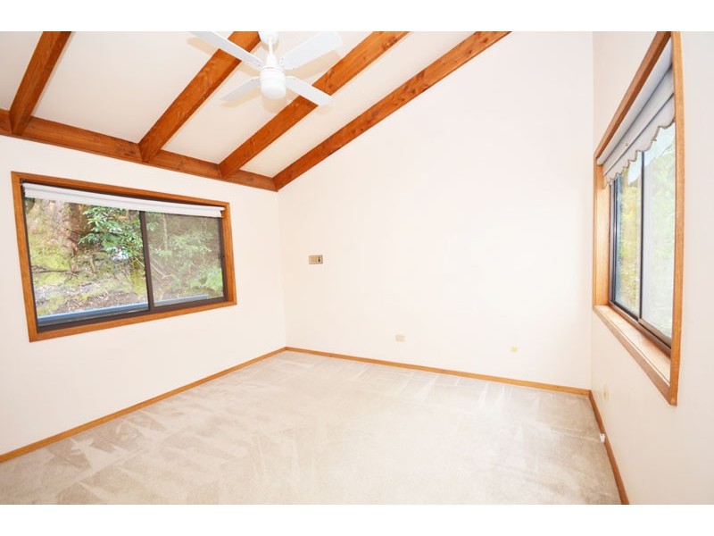 129 Hillside Road, Avoca Beach NSW 2251