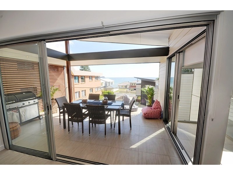 2/106 Avoca Drive, Avoca Beach NSW 2251