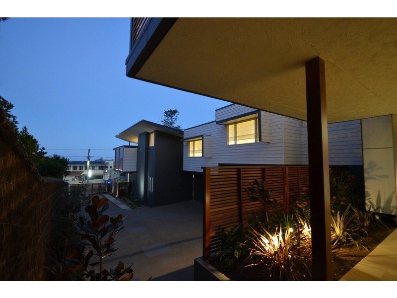 2/106 Avoca Drive, Avoca Beach NSW 2251