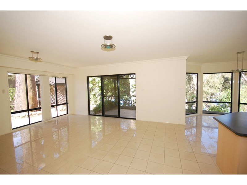 297a The Round Drive, Avoca Beach NSW 2251