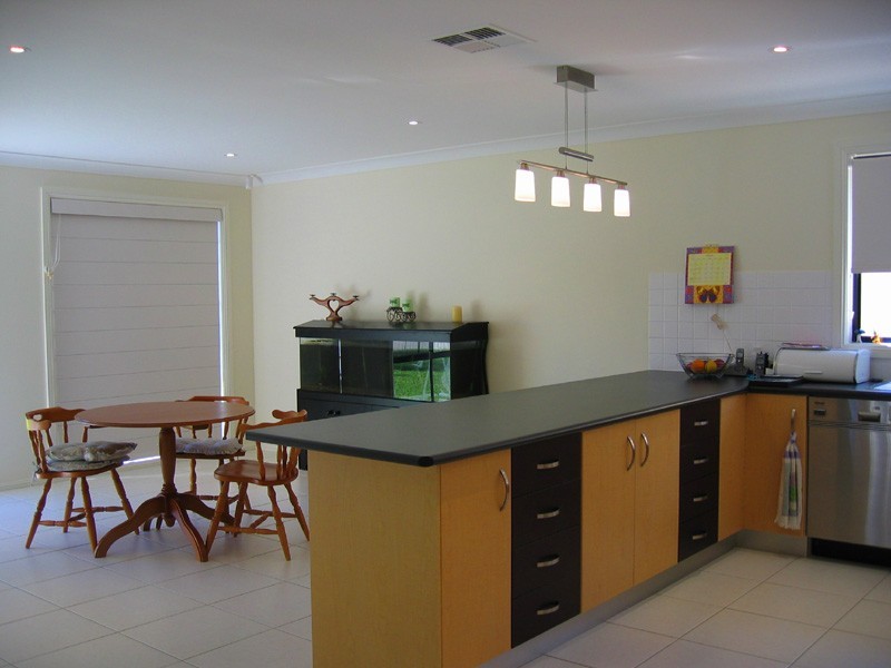 9 Geoffrey Jospeh Cl, Kariong NSW 2250