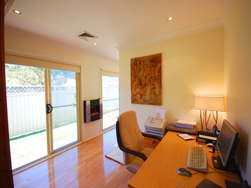 1 Rees St, Kariong NSW 2250