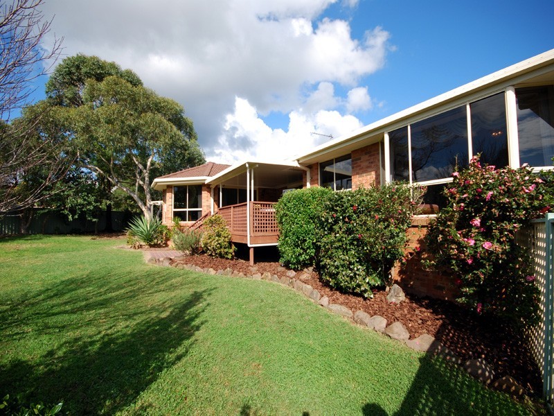 17 Graham Pl, Kariong NSW 2250