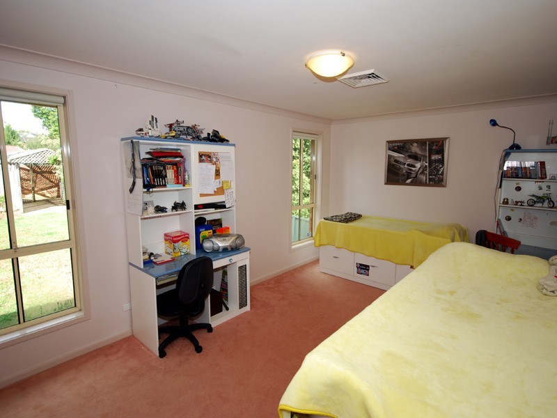 17 Graham Pl, Kariong NSW 2250