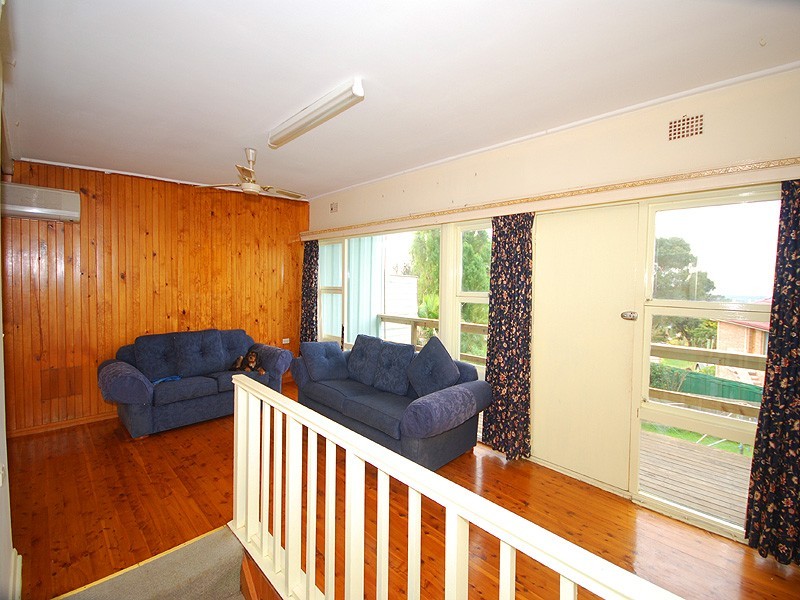 11 Marbarry Avenue, Kariong NSW 2250