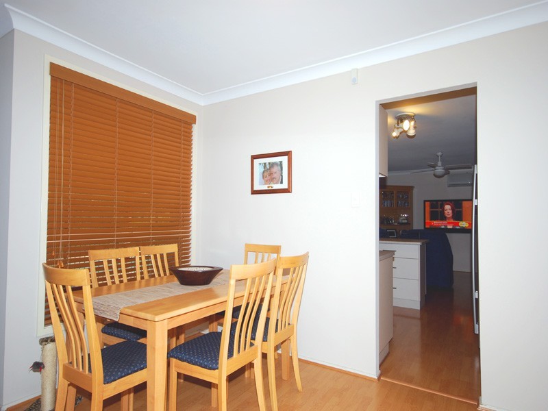 2 Smith Cl, Kariong NSW 2250