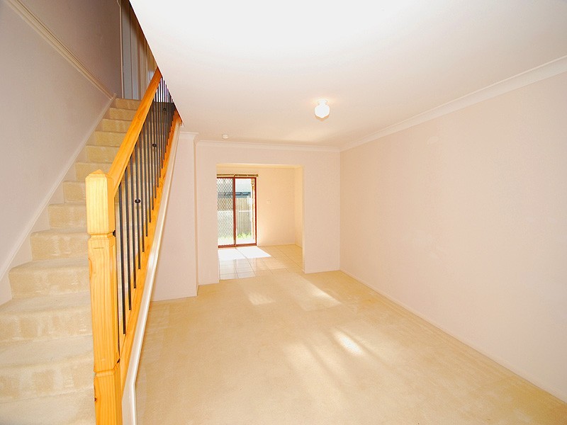 21a Worrell Crt, Wyoming NSW 2250