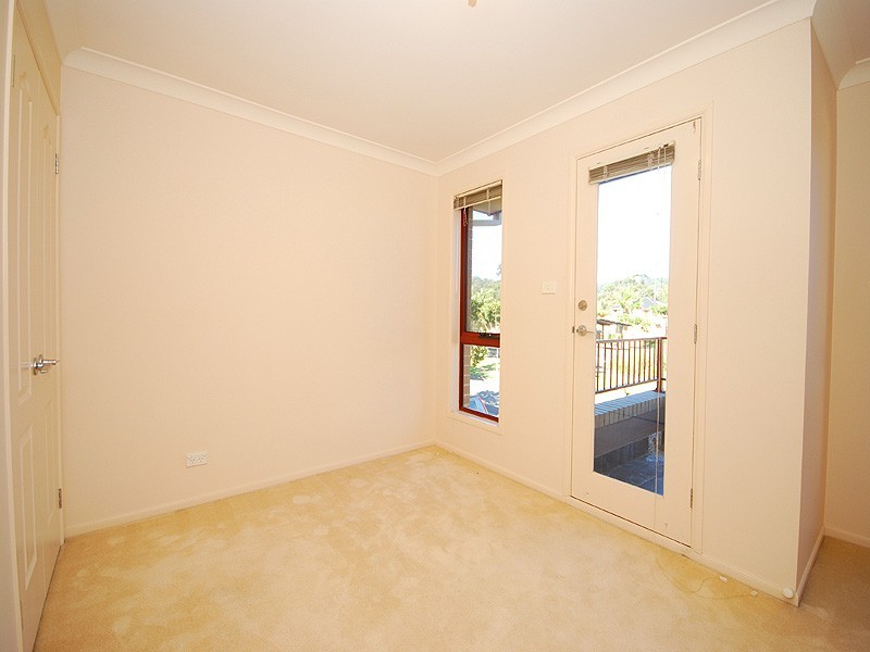 21a Worrell Crt, Wyoming NSW 2250