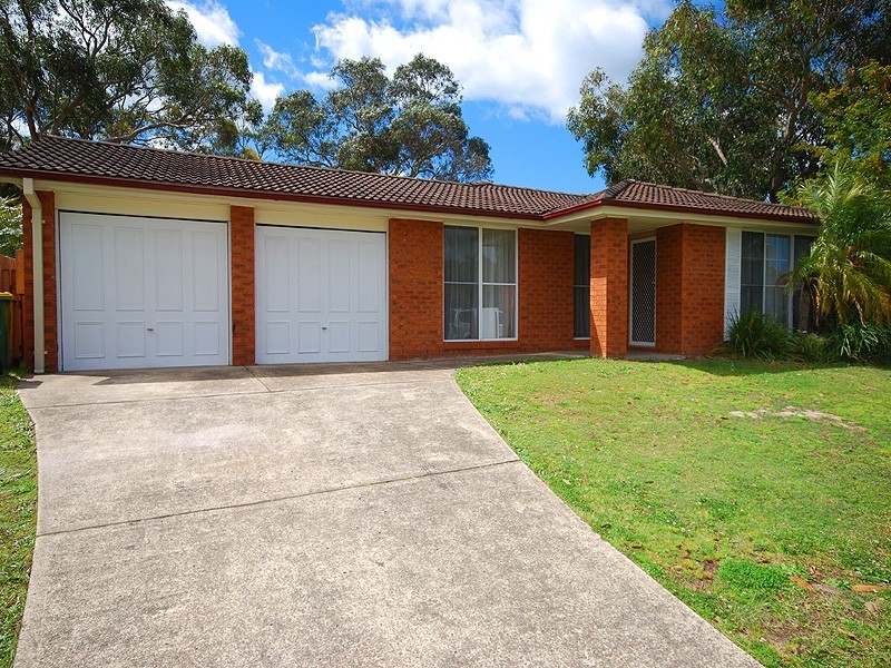 26 Mitchell Dr, Kariong NSW 2250