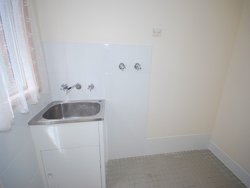 26 Mitchell Dr, Kariong NSW 2250