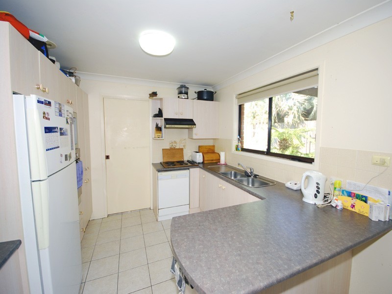 1 James Cl, Kariong NSW 2250