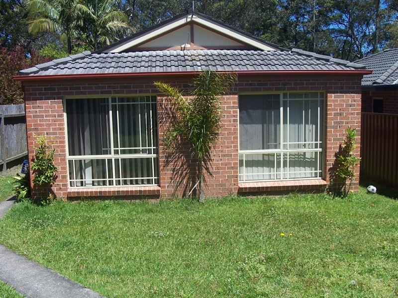 1/10 TRUSCOTT AVE, Kariong NSW 2250