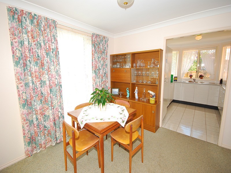 42 Risdon Crescent, Kariong NSW 2250