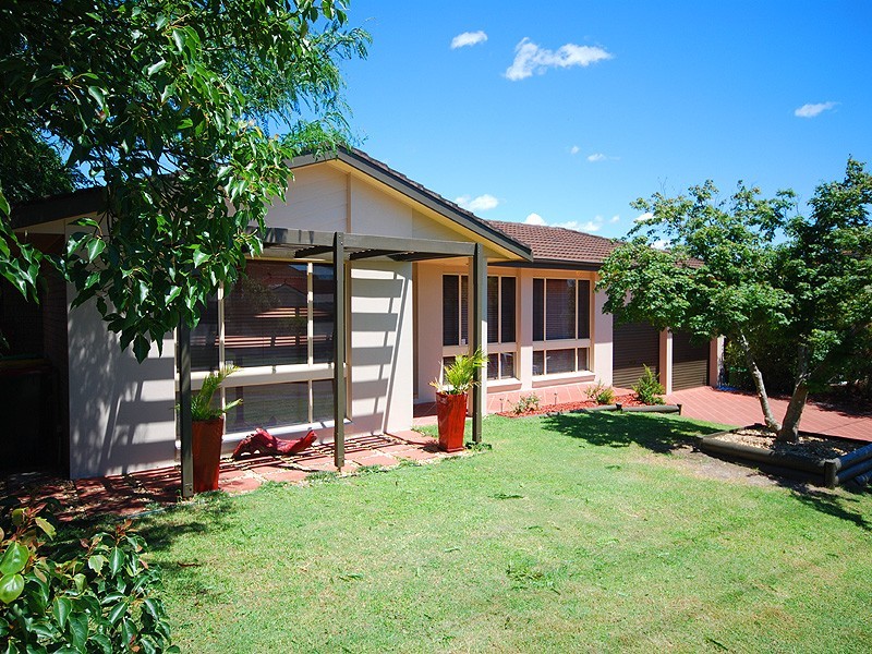 3 Corella Cres, Narara NSW 2250