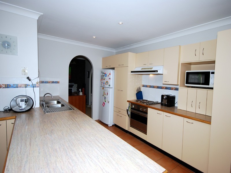 3 Corella Cres, Narara NSW 2250
