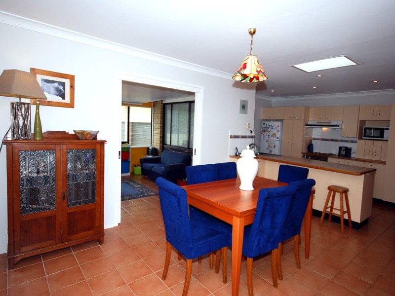 3 Corella Cres, Narara NSW 2250