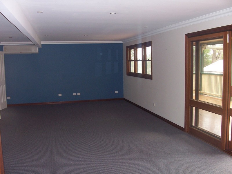 7 GARLICK ST, Kariong NSW 2250