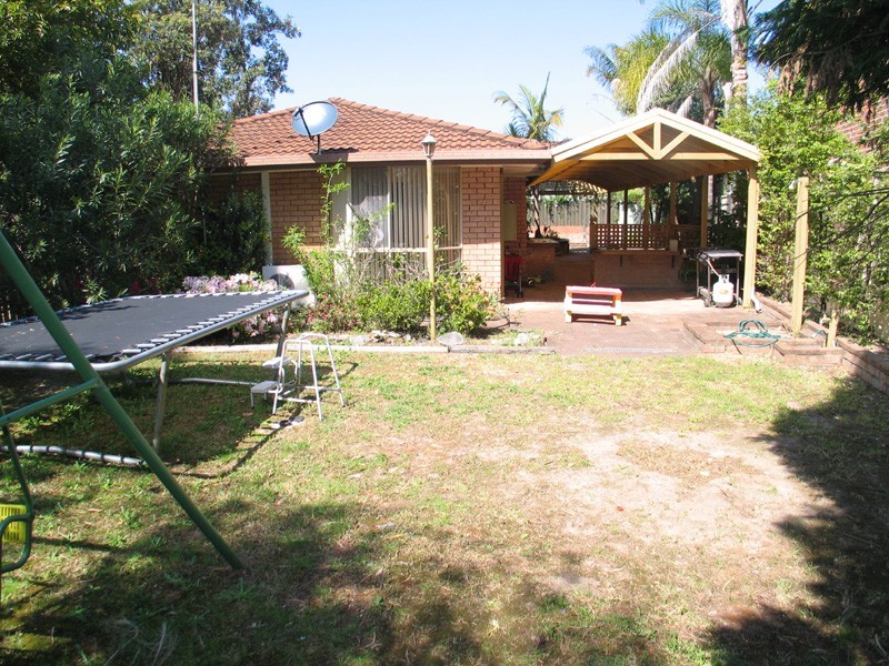 2 McCUTCHEON ST, Kariong NSW 2250