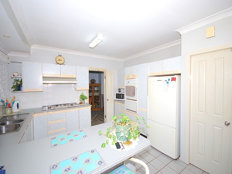 15 Lowe Place, Kariong NSW 2250