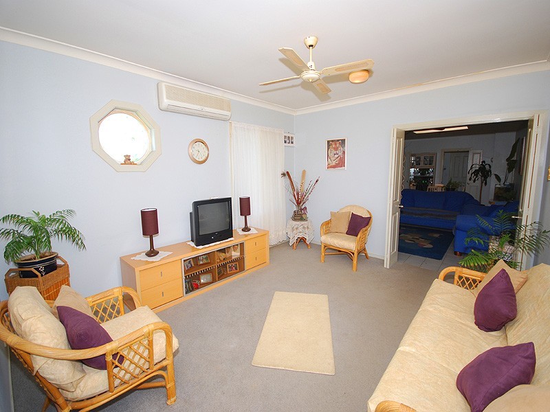 15 Lowe Place, Kariong NSW 2250