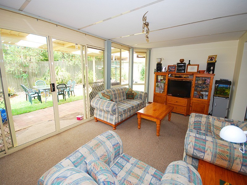 17 Stacey Close, Kariong NSW 2250