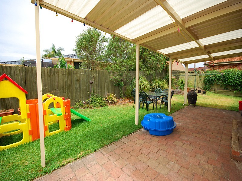 17 Stacey Close, Kariong NSW 2250