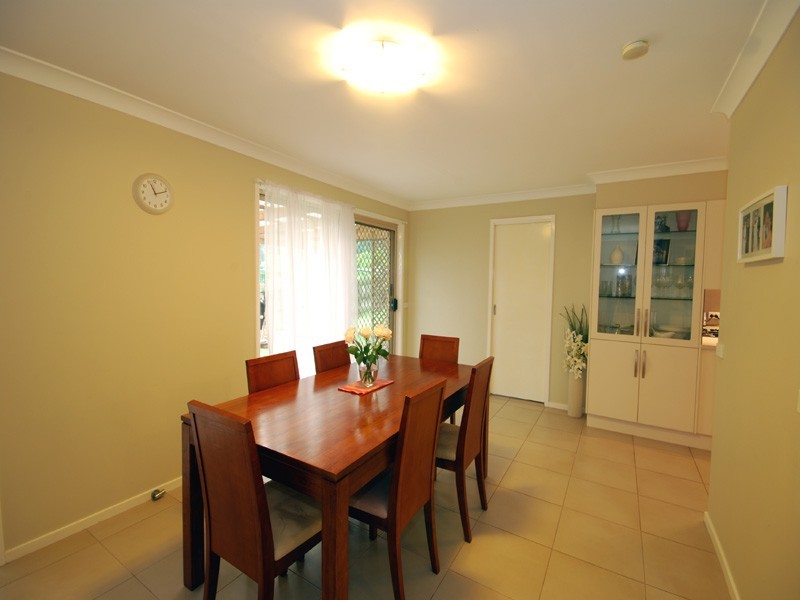 24 Fox Cl, Kariong NSW 2250