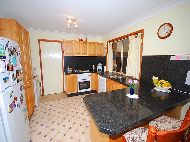 11 Thurling Ave, Kariong NSW 2250