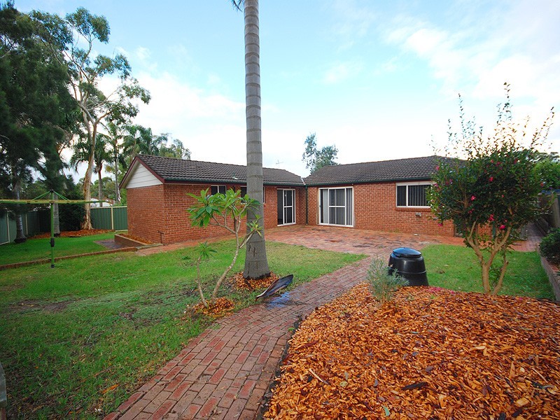 10 Follan Close, Kariong NSW 2250