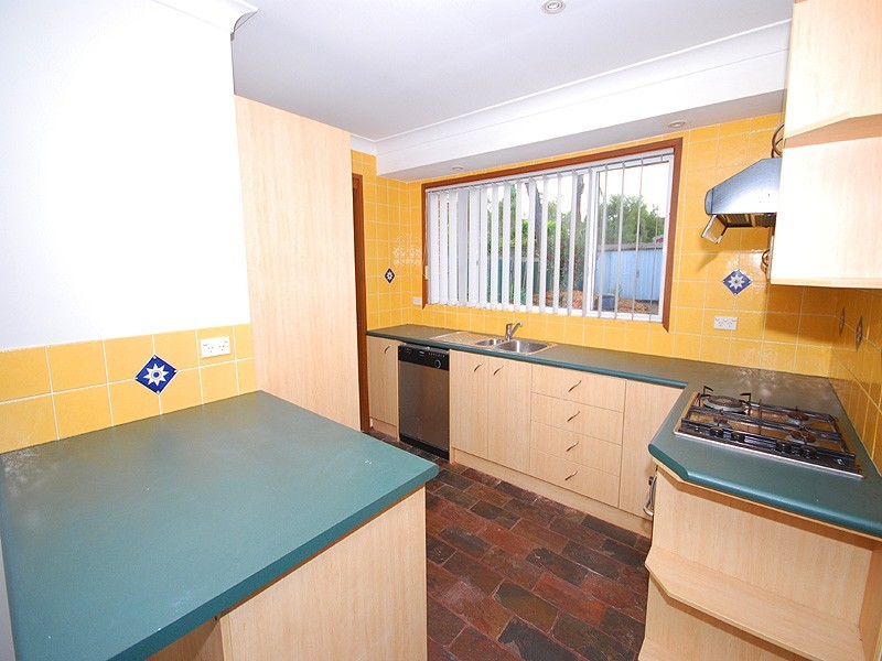 10 Follan Close, Kariong NSW 2250