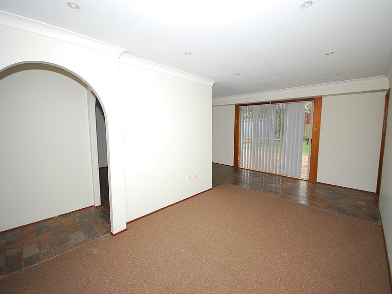 10 Follan Close, Kariong NSW 2250