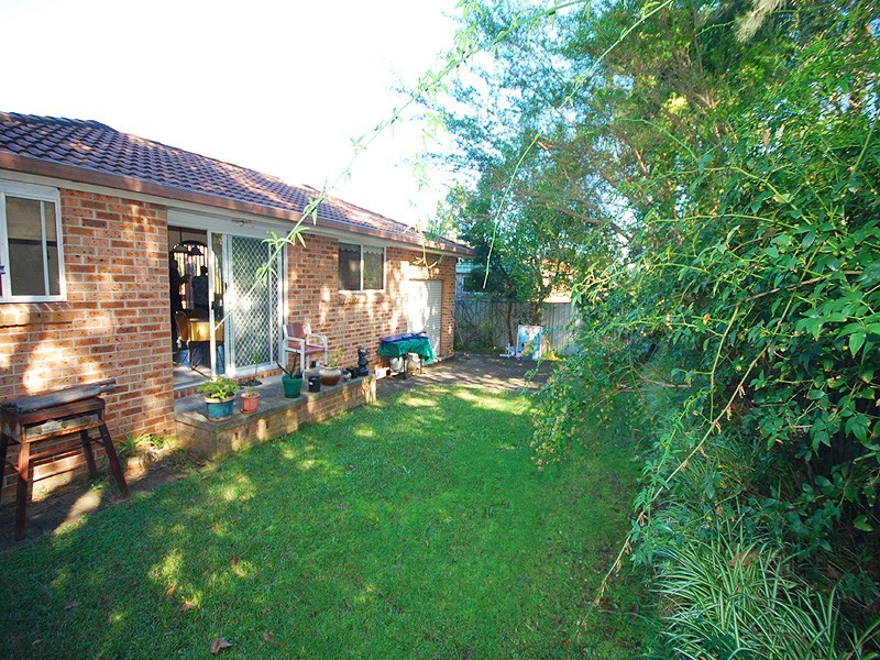 8 Benkari Avenue, Kariong NSW 2250