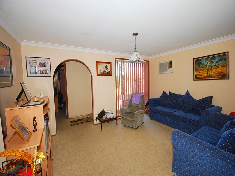 8 Benkari Avenue, Kariong NSW 2250