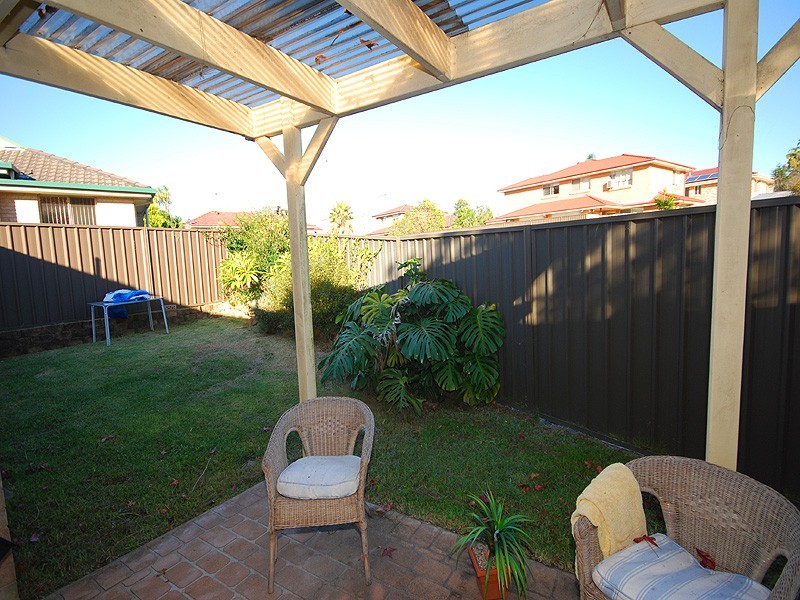 1/10 Arunta Avenue, Kariong NSW 2250