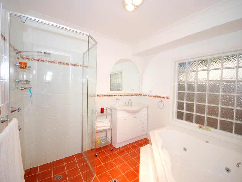 4 Hempstalk Cr, Kariong NSW 2250