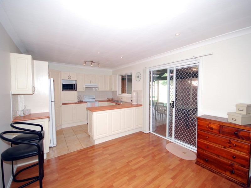 4 Hempstalk Cr, Kariong NSW 2250