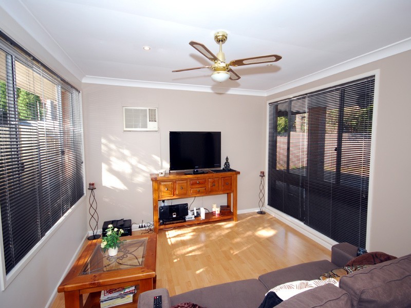 8A Jeffs Close, Kariong NSW 2250