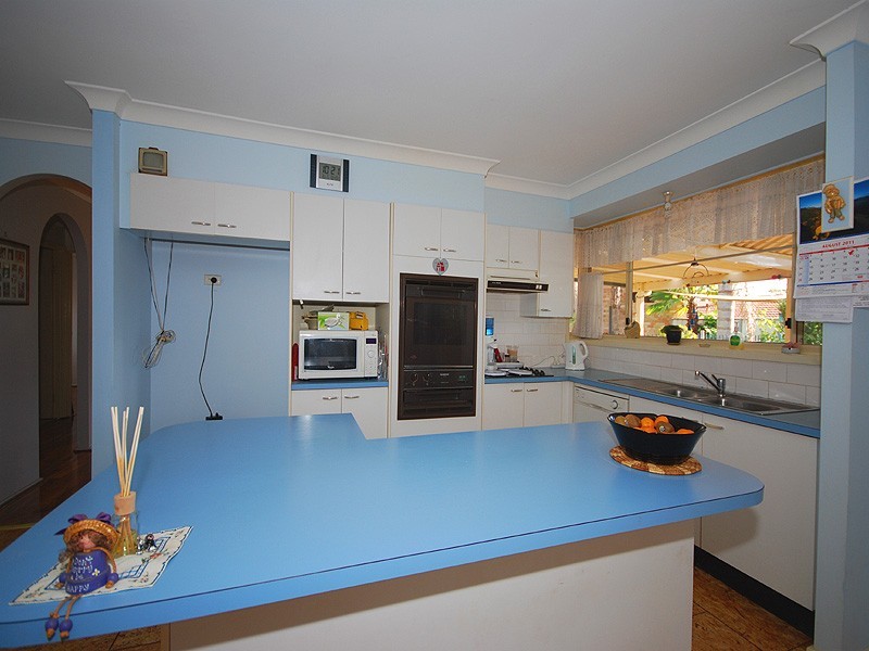 17 Turnbull Ave, Kariong NSW 2250