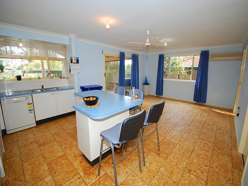 17 Turnbull Ave, Kariong NSW 2250