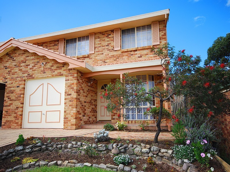 2/144 Langford Dr, Kariong NSW 2250