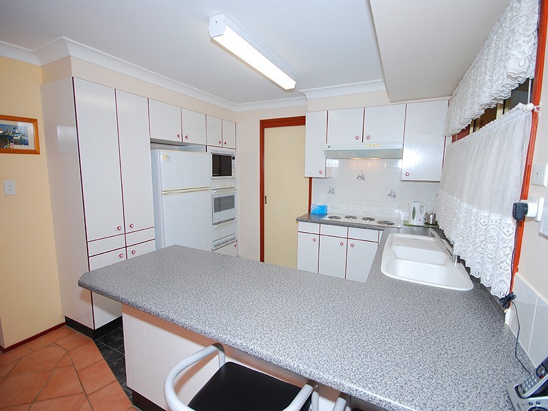 2/144 Langford Dr, Kariong NSW 2250