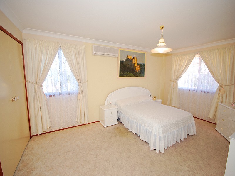 2/144 Langford Dr, Kariong NSW 2250