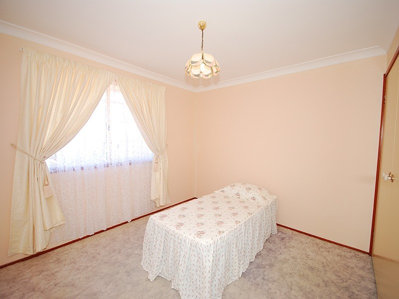 2/144 Langford Dr, Kariong NSW 2250