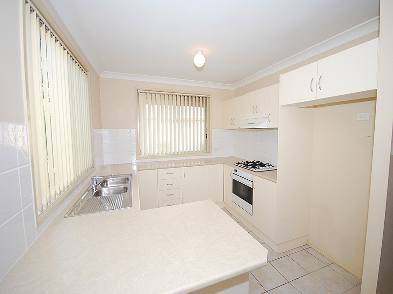 8/10 Arunta Avenue, Kariong NSW 2250