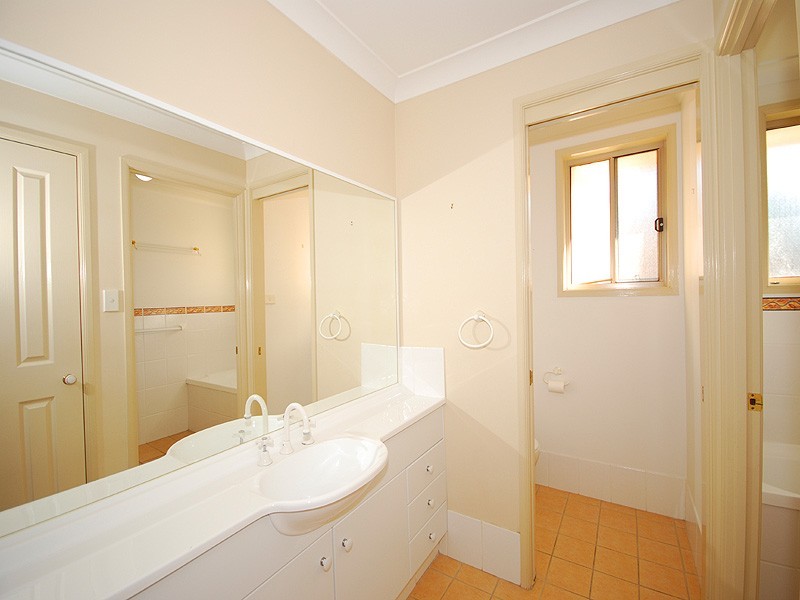 8/10 Arunta Avenue, Kariong NSW 2250