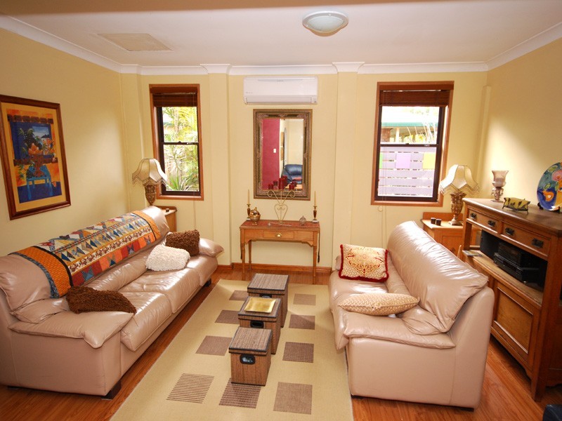 61 Mitchell Dr, Kariong NSW 2250