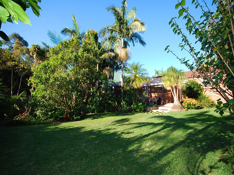 61 Mitchell Dr, Kariong NSW 2250