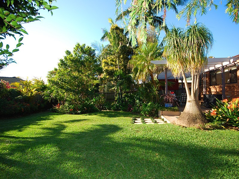 61 Mitchell Dr, Kariong NSW 2250