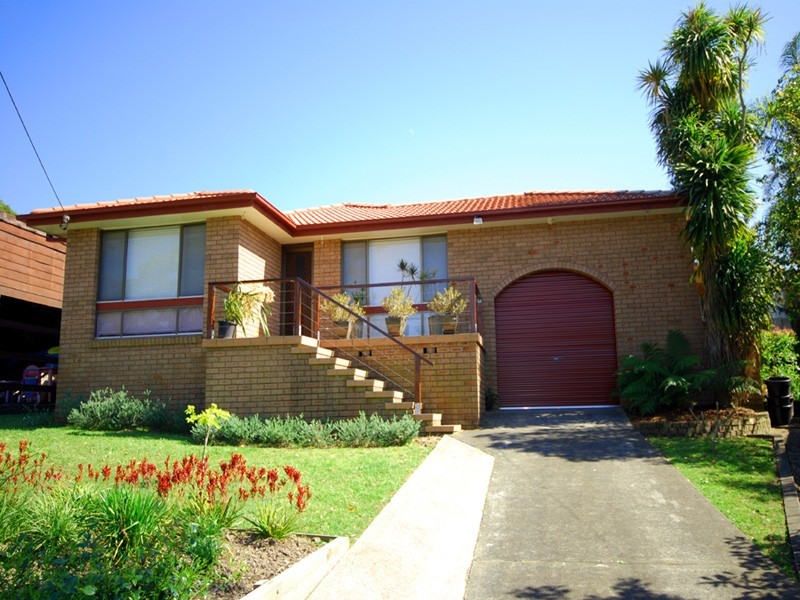 5 Jarrah Dr, Kariong NSW 2250