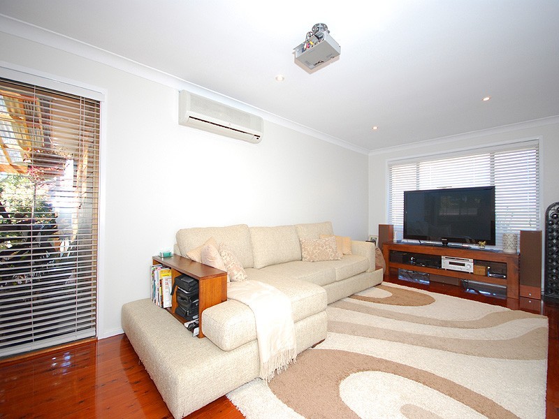 5 Jarrah Dr, Kariong NSW 2250